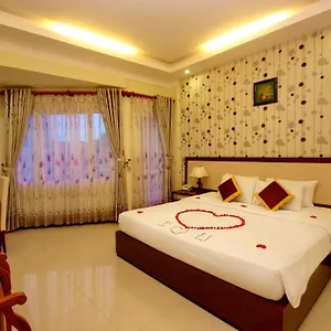 Luxury *** Nha Trang